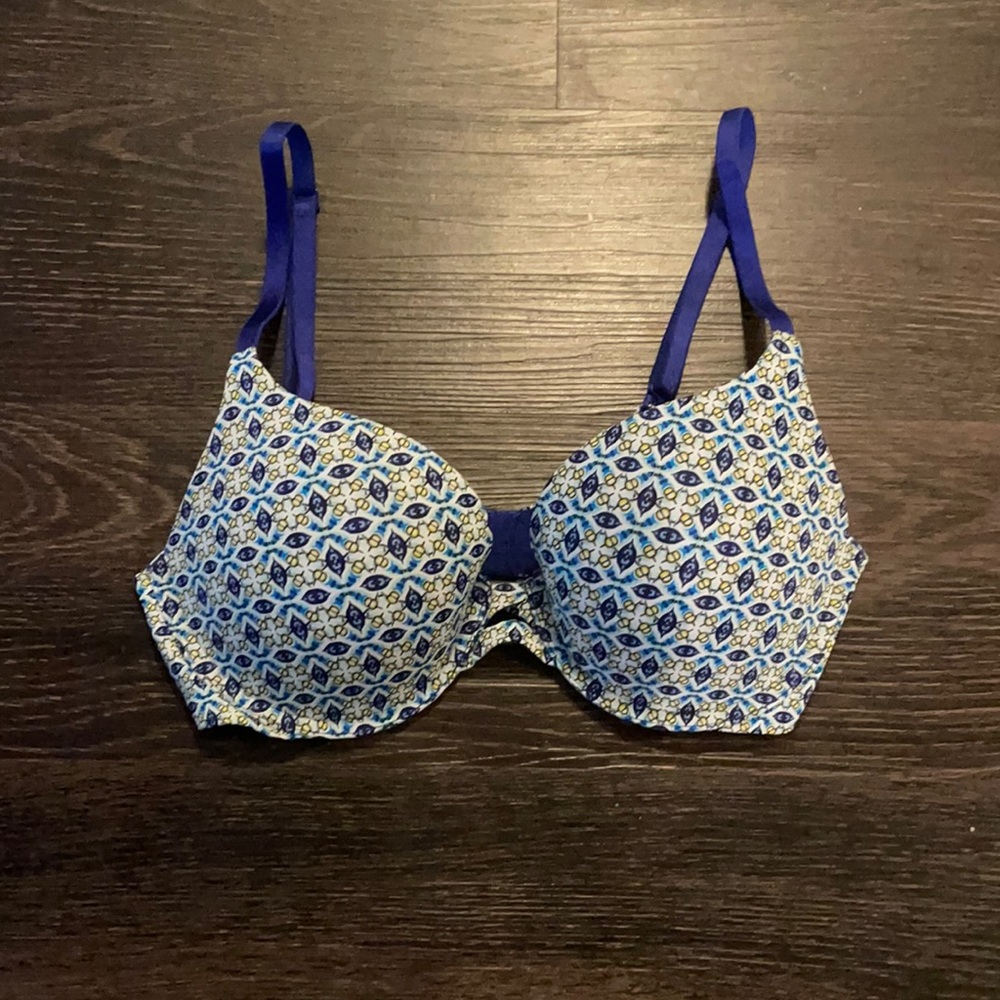 VICTORIA’S SECRET | bra